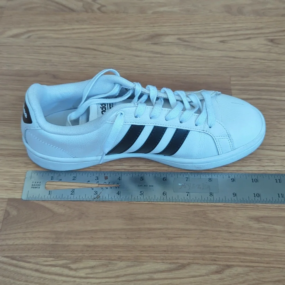 Adidas Shoes sneakers Size 8.5 - Picture 4 of 7